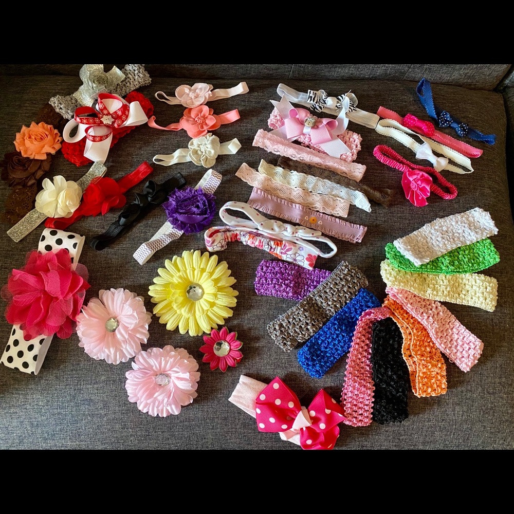 🎀 Lot of girl hair accessories.
